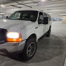 Ford Excuxion 2000 4x4 