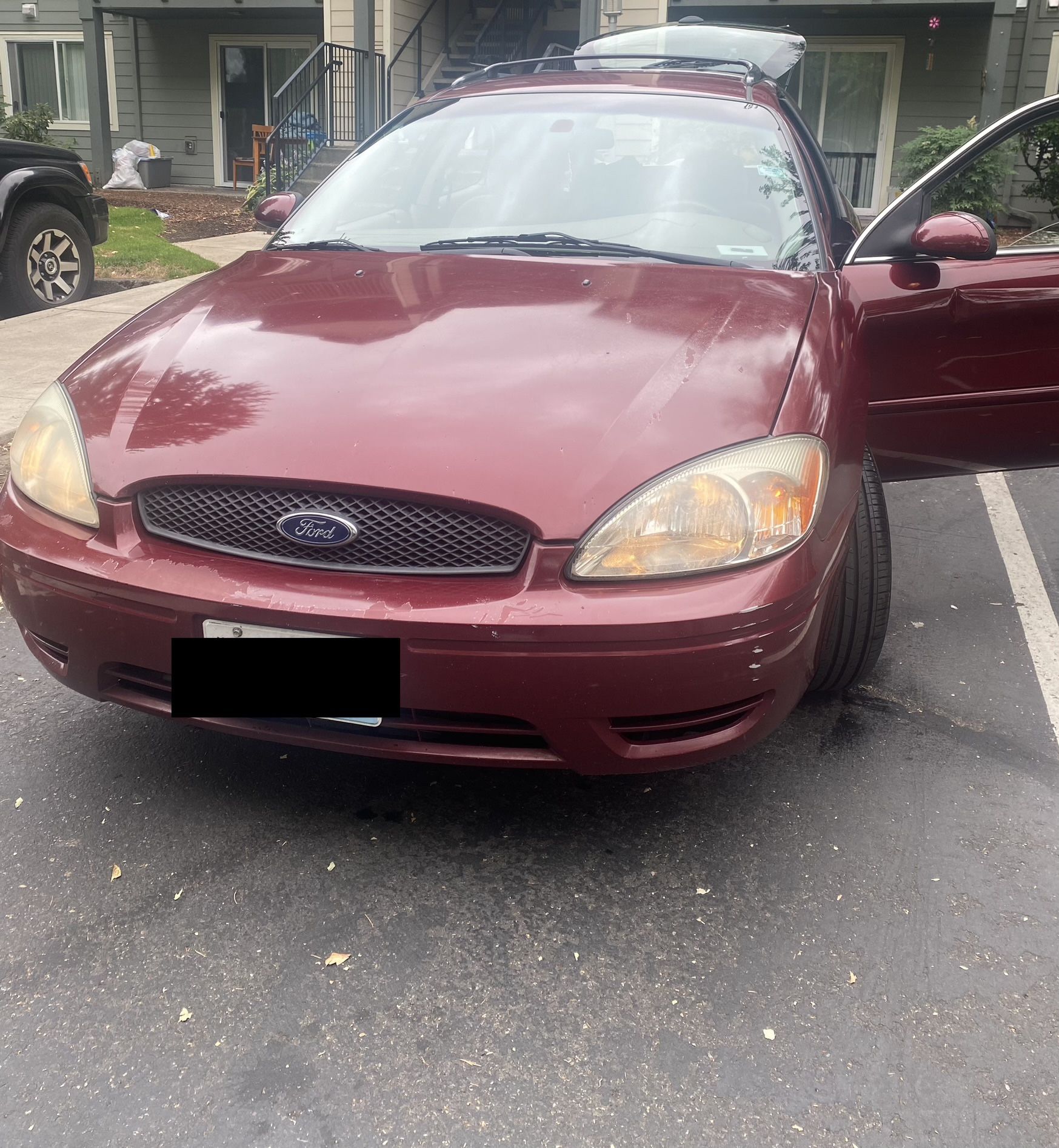 2004 Ford Taurus