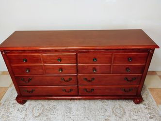 Beautiful Cherry Dresser With Nightstand /Mirror 