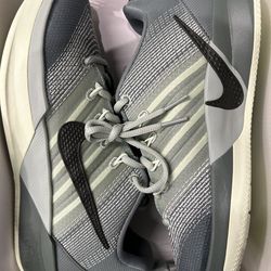 Sabrina 3 size 7y no box