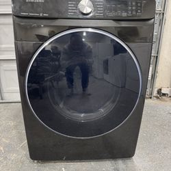 Samsung Electric Dryer In Great Working Condition. No Issues Works Good.