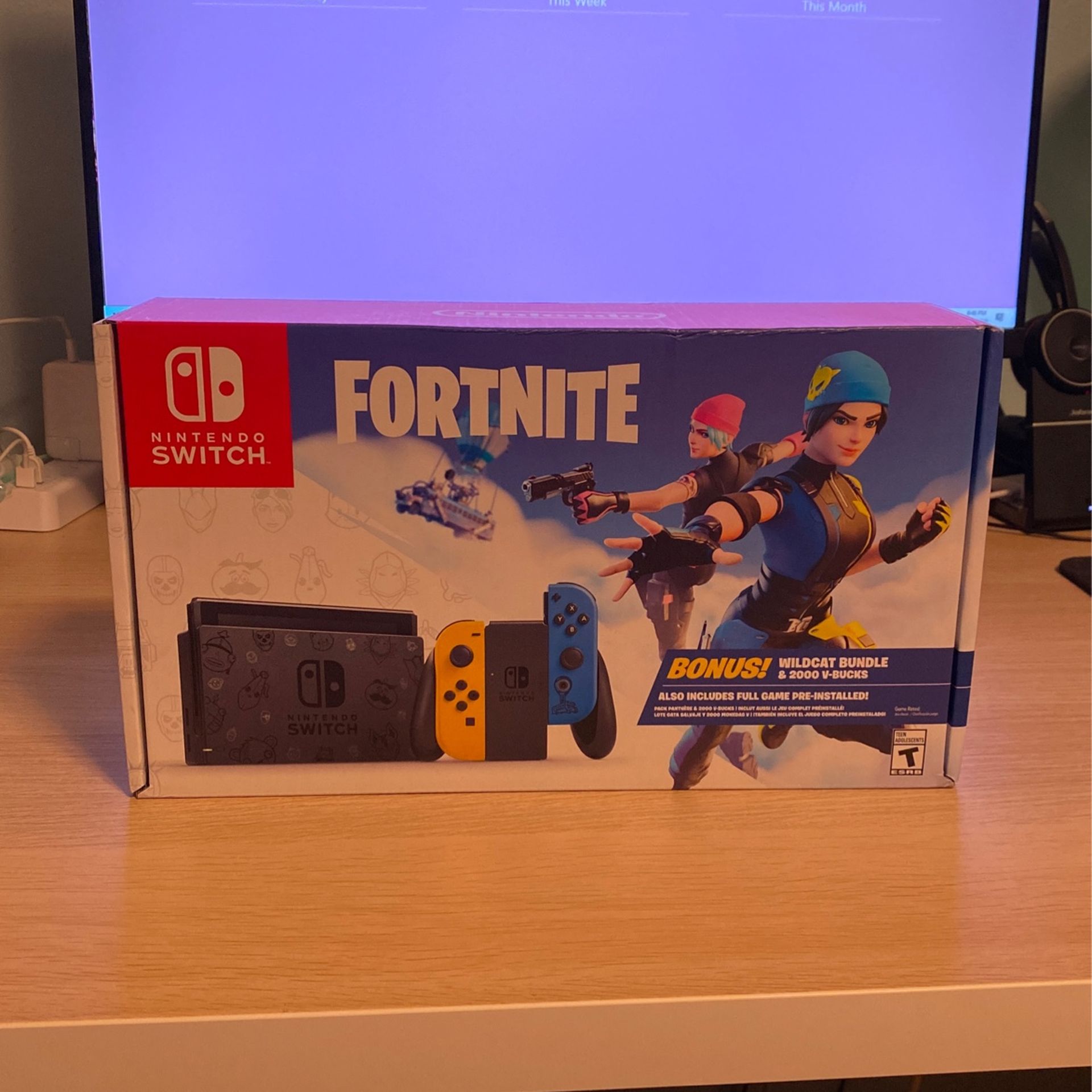 Nintendo Switch Fortnite Wildcat Bundle
