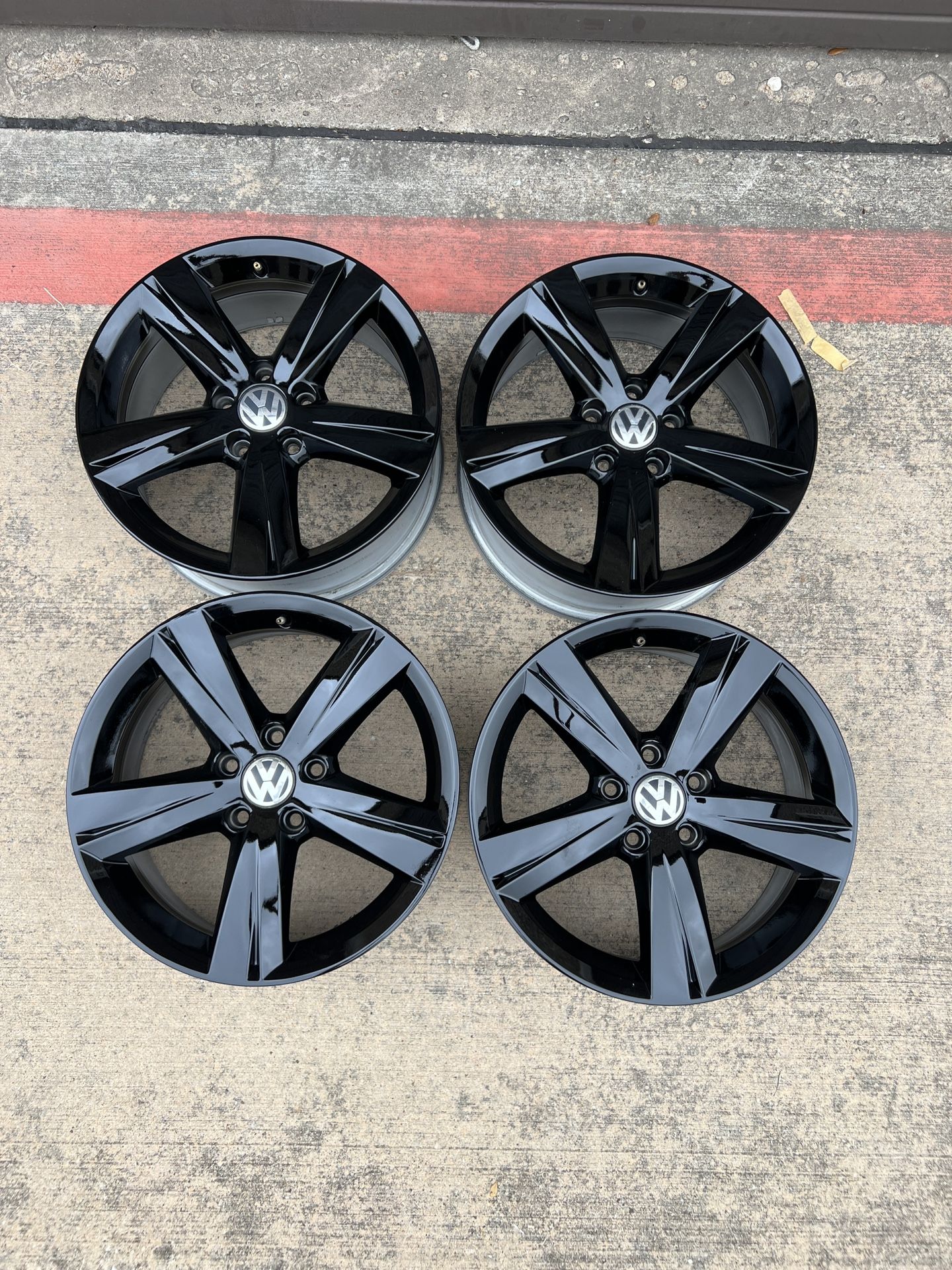 VW 17” Black Colour Rims 