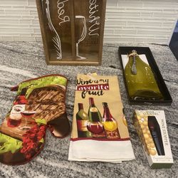Wine Theme Large Gift Set Of 5 Pieces Wine Accessories 