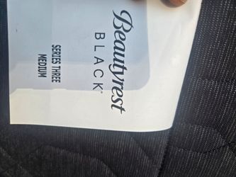 Queen Beautyrest Black Series 3