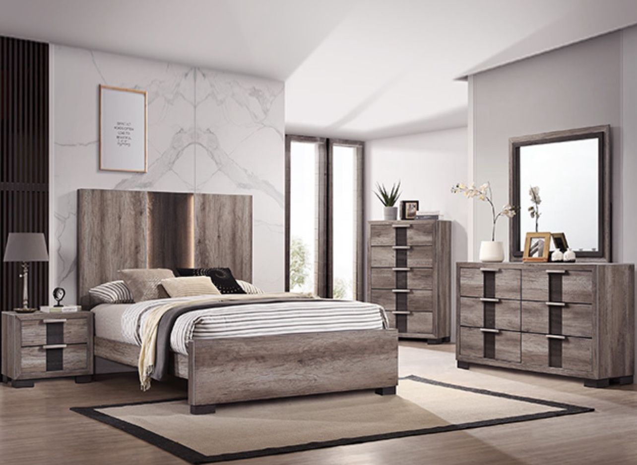 4PC Queen Bedroom Set 