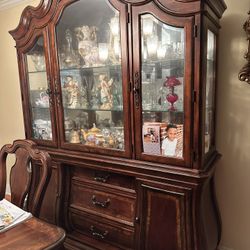 China Cabinet 