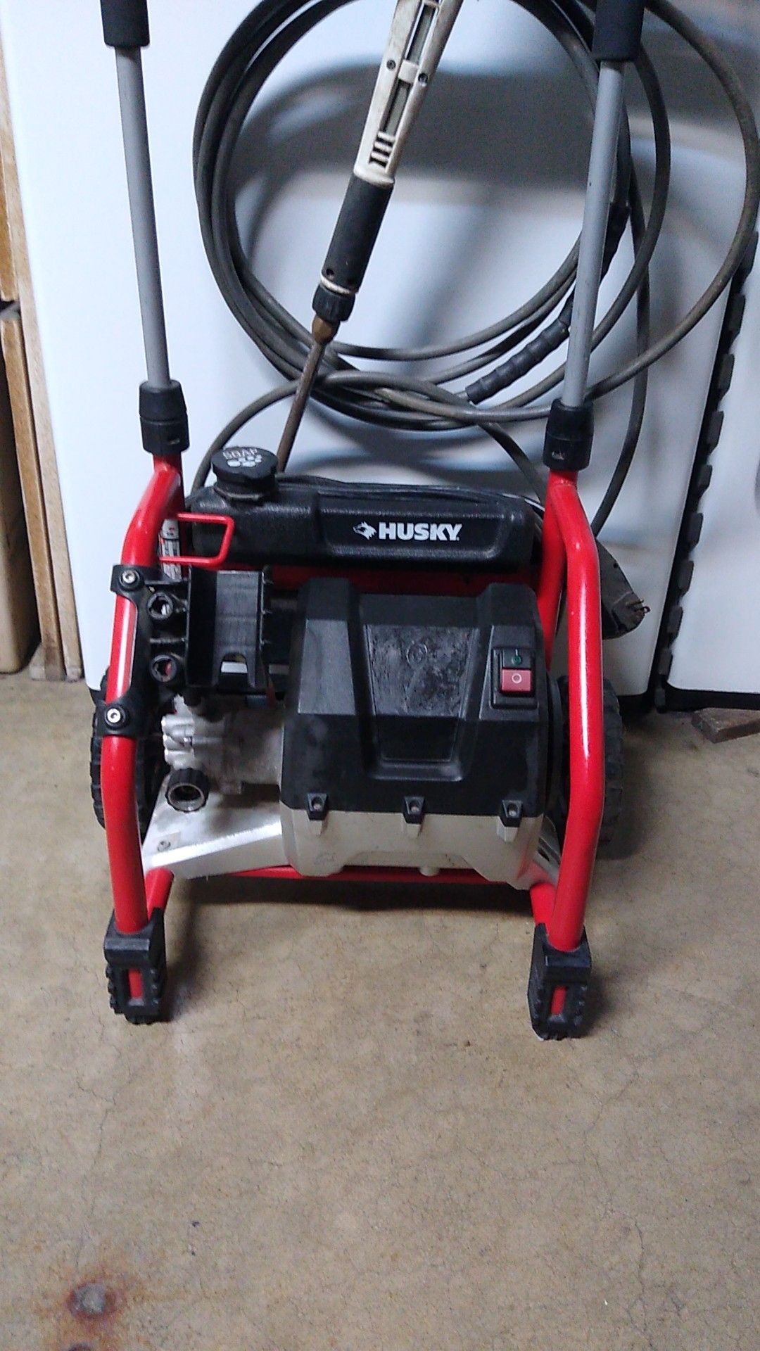 Husky Electric pressure washer