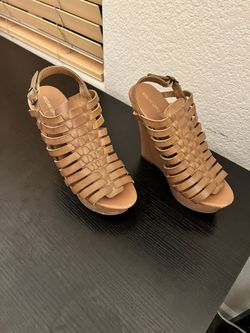 Tan Wedges