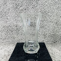 Glass Vase Heavy Duty Cut Art Deco Home Decoration Any Room Clear 9.5inX4inX5.5i