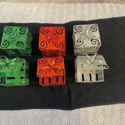 Holiday Home Access Or Gift Boxes. 6 Piece. $8