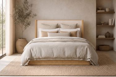 Modern Queen Bed (New in Box)