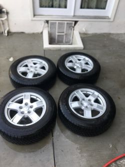 2005-10 Jeep Grand Cherokee Laredo Tires