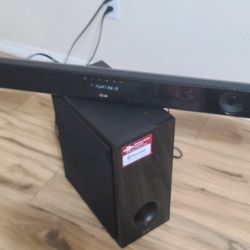 LG speaker and subwoofer