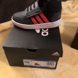 Brand New Size 9kids Adidas