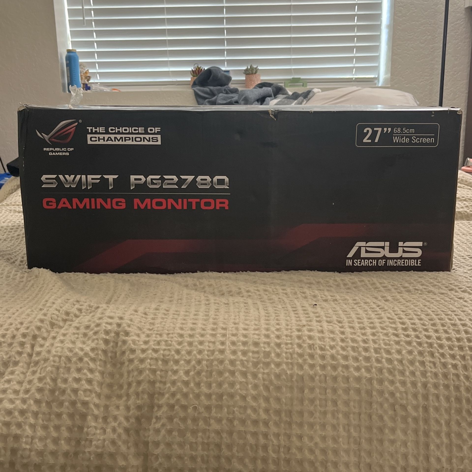 Gaming Monitor ( Republic Of Gaming ) (27” 4K )