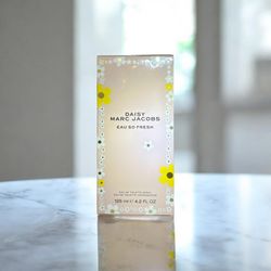DAISY MARC JACOBS SO FRESH 125mL| 4.2 fl.oz