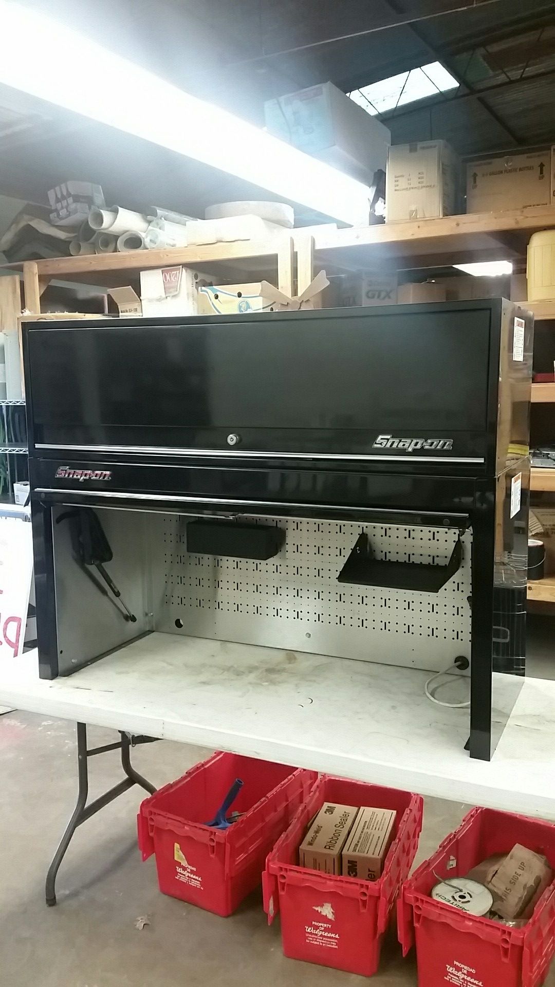 Snap-on toolbox hutch only