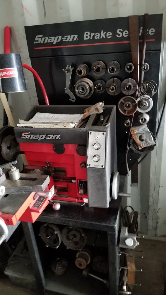 Snap On Brake Lathe Model EBR 300A 2,000 OBO for Sale in Lake Grove