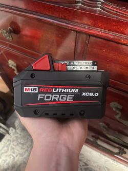 Milwaukee m18 8.0 forge battery