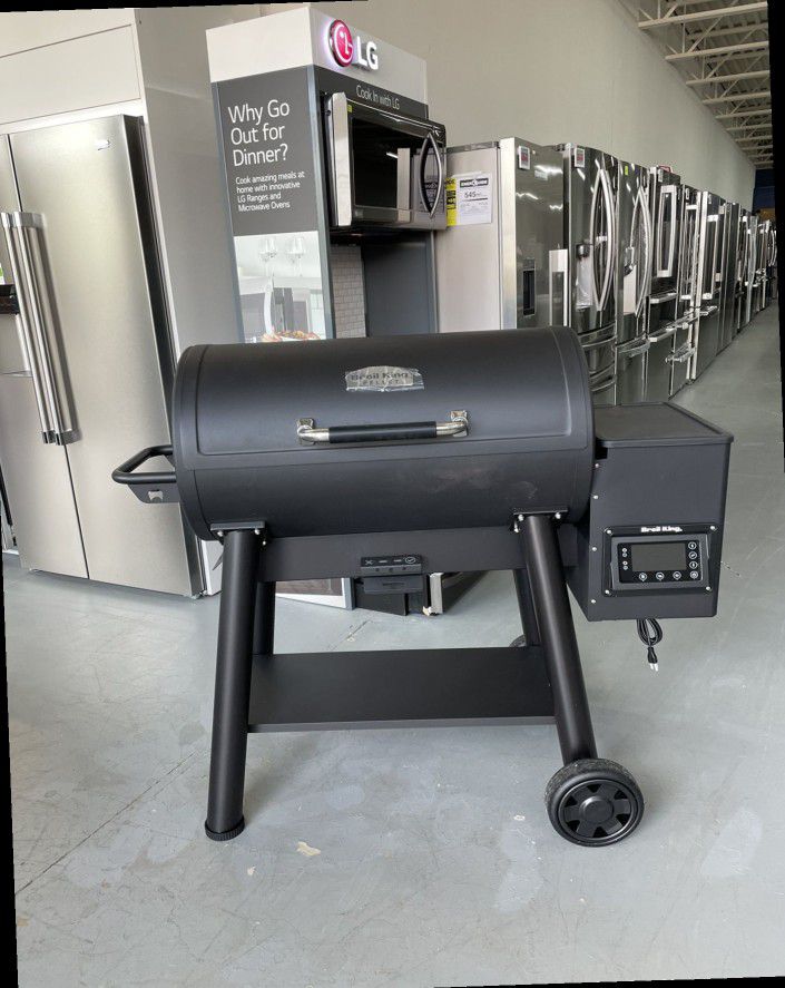 BRAND NEW Broil King Baron Pellet 500 Smoker And Grill -  0C