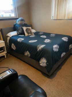 Full Size Bed
