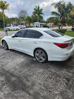 2014 Infiniti Q50