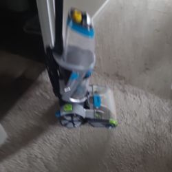 Carpet Cleaner By Bissell