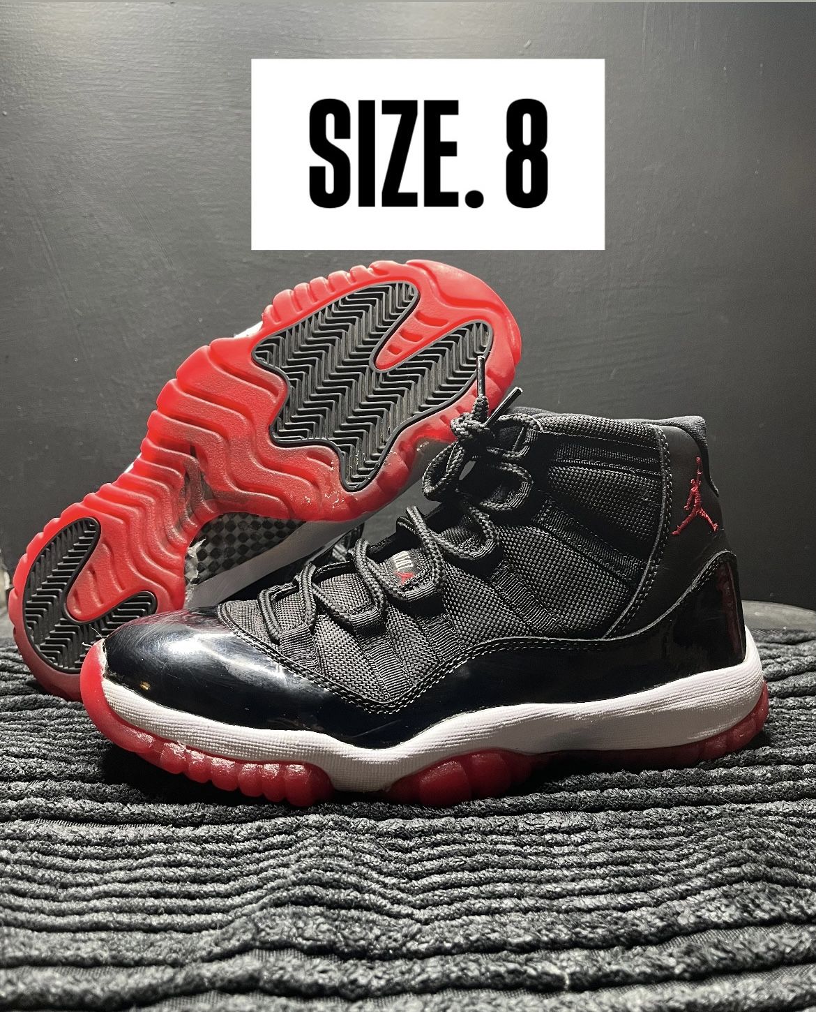 Size - 8 Nike Air Jordan 11 Retro Playoffs CDP BRED 136046-062