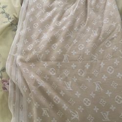 LV Scarf