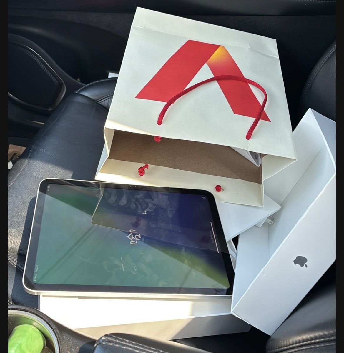 Brand New Apple iPad A16 Service Is On