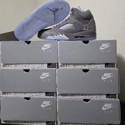 Jordan 5 Retro Wolf Grey size 11 and Siz3 12