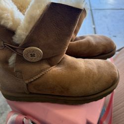 Used Uggs 