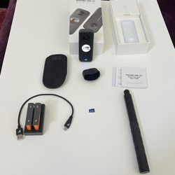 Insta360 X2 w/3 batteries, 128gb SD, lens cover, charger, box & selfie stick