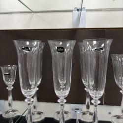 Large Champagne Glasses 