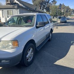 2004 Ford Expedition