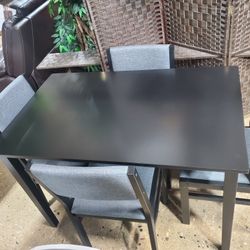 Black Dining Set With 4 Chairs With Beige Cushion Seats (New)