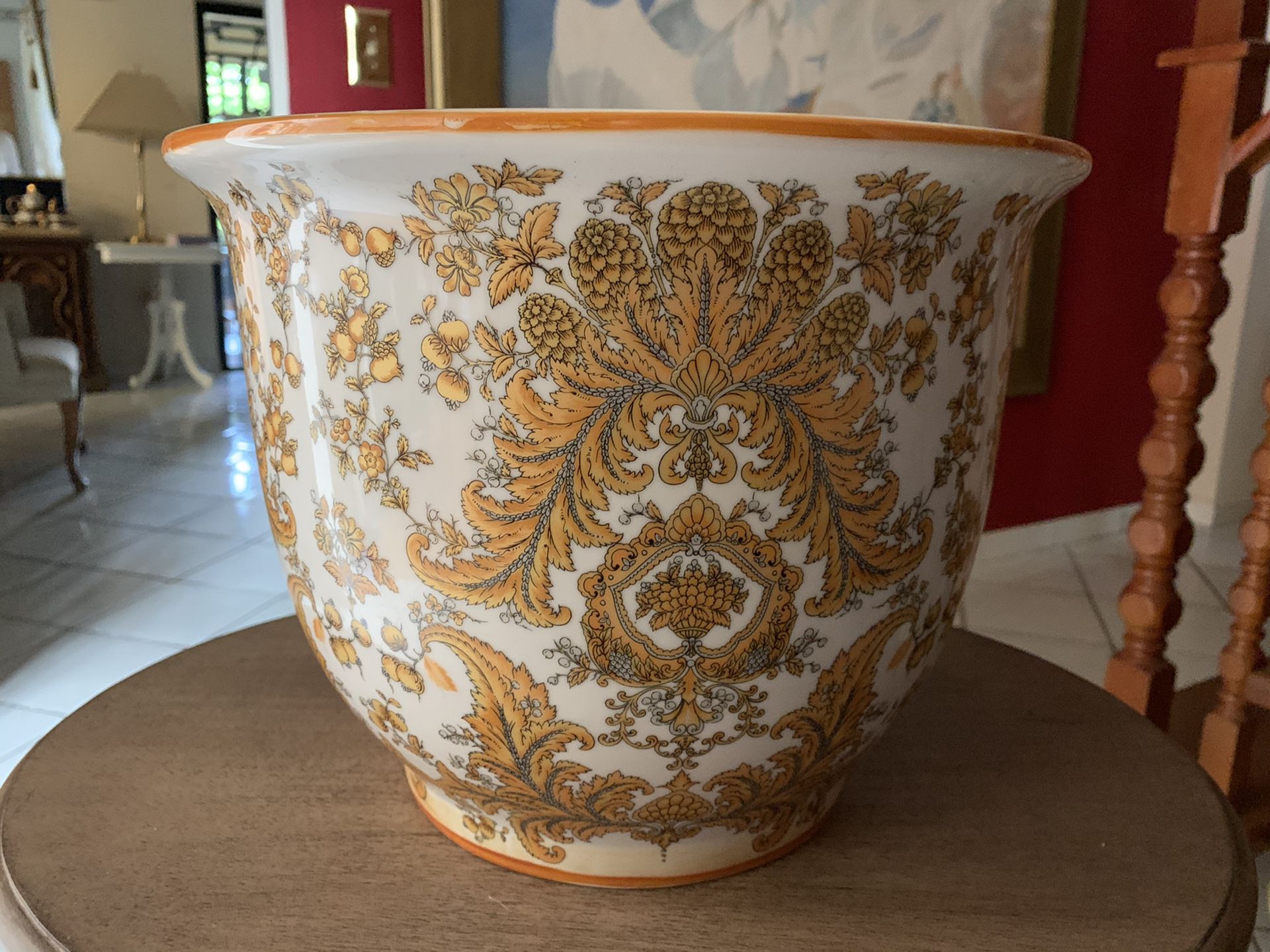 Beautiful and Elegant white & gold Ceramic Pot - Maceta de Cerámica blanca y dorada