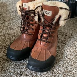 Ugg winter boots with fur