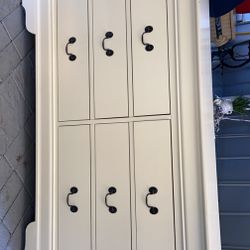 BRAND NEW DRESSER 