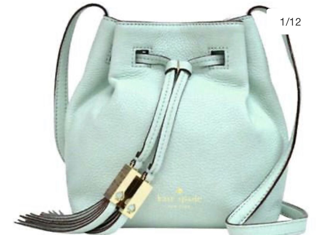 *SOLD, relisting to add shipping option for buyer* Kate Spade Crossbody