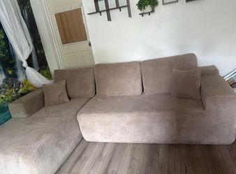 Couch/ sofa