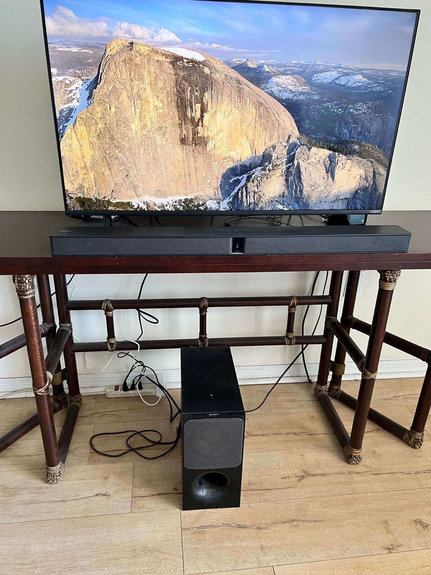 Foldable table made in Italiay bamboo style