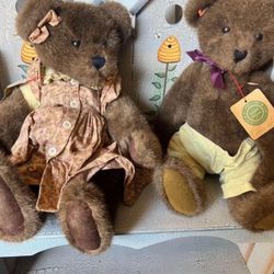 Boyds Teddy Bears And Bench 