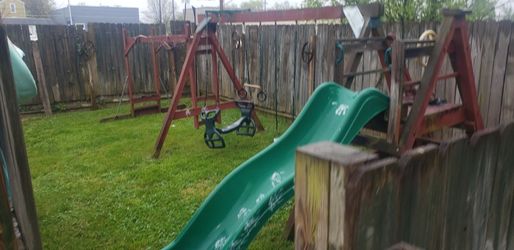 Used Multi Appartus Playset