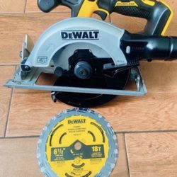 Dewalt Circular Saw 