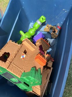 Castle with Characters Kids Toys