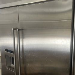 KitchenAid Stainless Steel Refrigerator – (For Parts/Repair)
