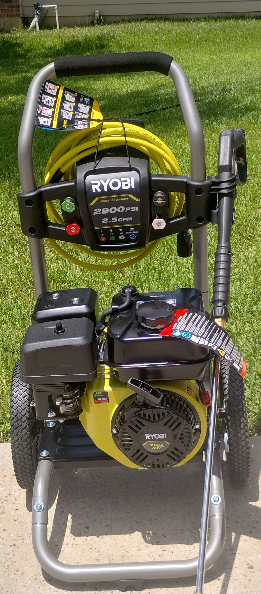 Brand New RYOBI 2900 PSI 2.5 GPM Cold Water Gas Pressure Washer with 212cc Engine