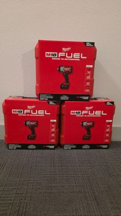 3 x Milwaukee M18 FUEL High Torque 1/2 in Impact Wrench 2 x Batteries & Charger
